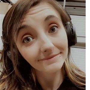 Meet your Posher, Kaila